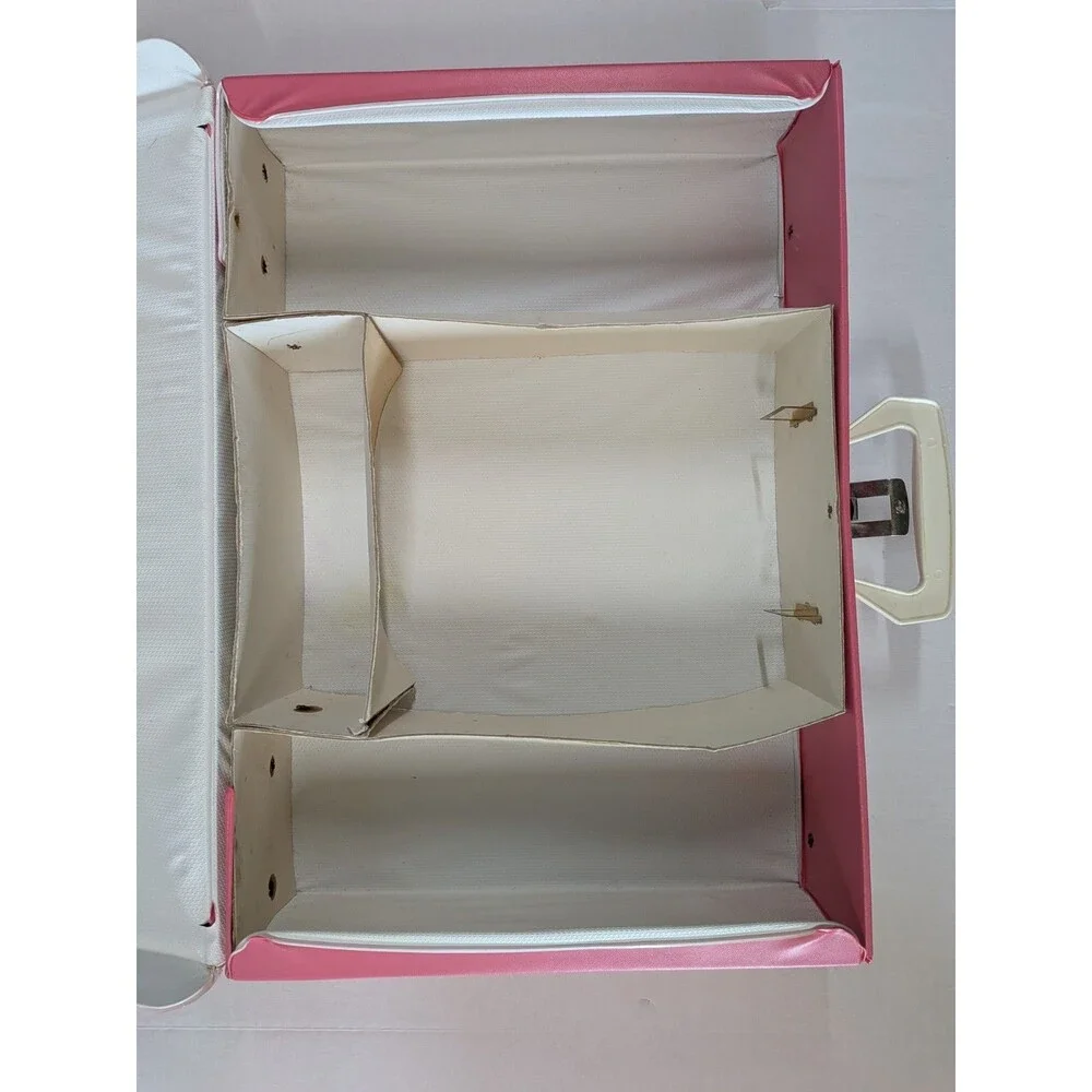 Vintage Pink Tara Toy Corp Deluxe Fashion Doll Case 17x12